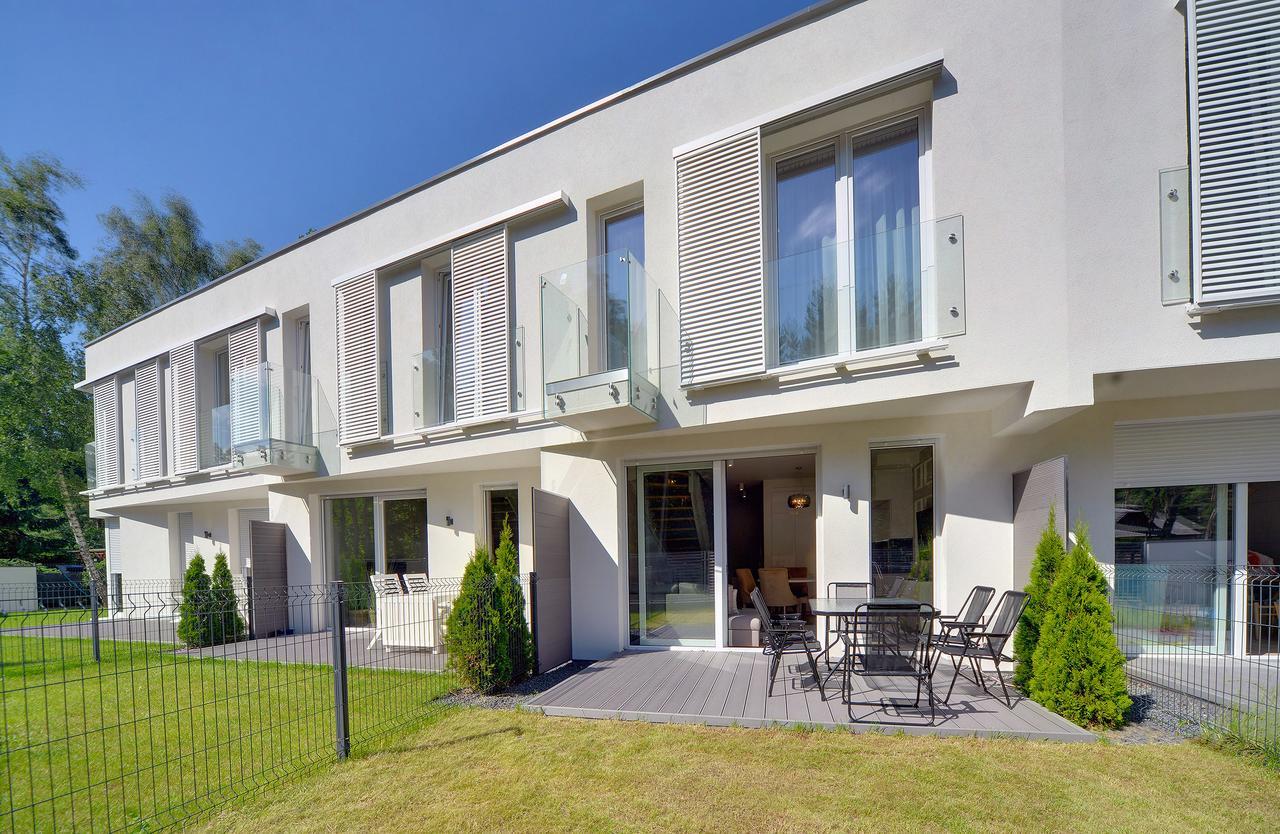 Apartamenty Sun Seasons 24 - Four Seasons Pobierowo Buitenkant foto