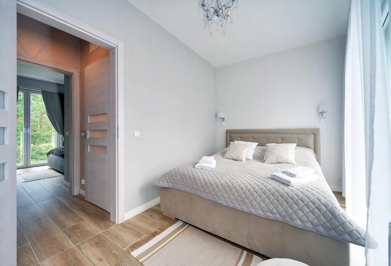 Apartamenty Sun Seasons 24 - Four Seasons Pobierowo Buitenkant foto