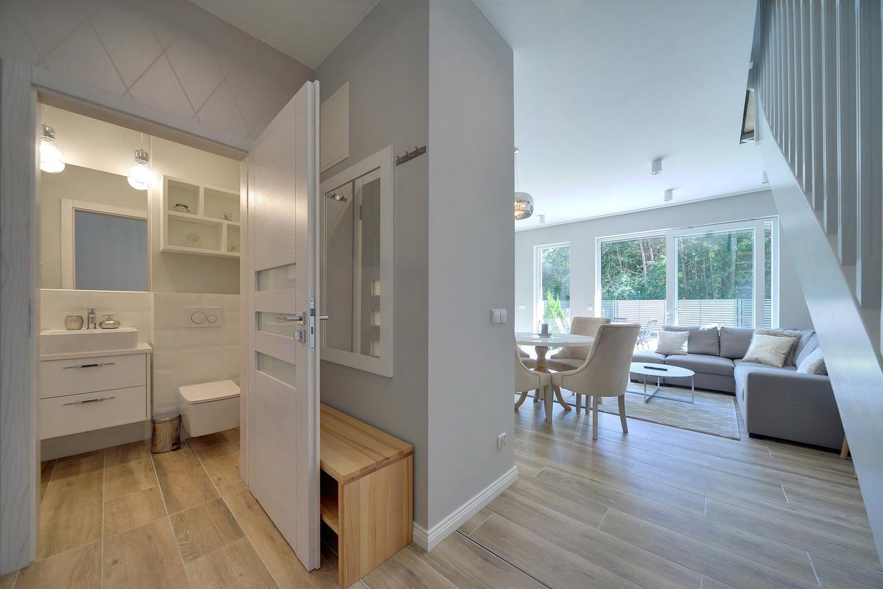 Apartamenty Sun Seasons 24 - Four Seasons Pobierowo Buitenkant foto